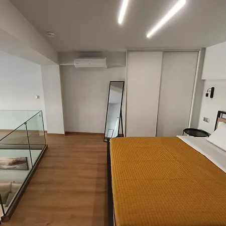 Alkaiou Loft Апартаменты *