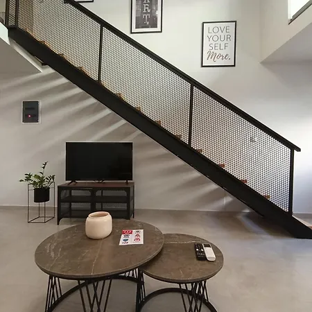 Alkaiou Loft *